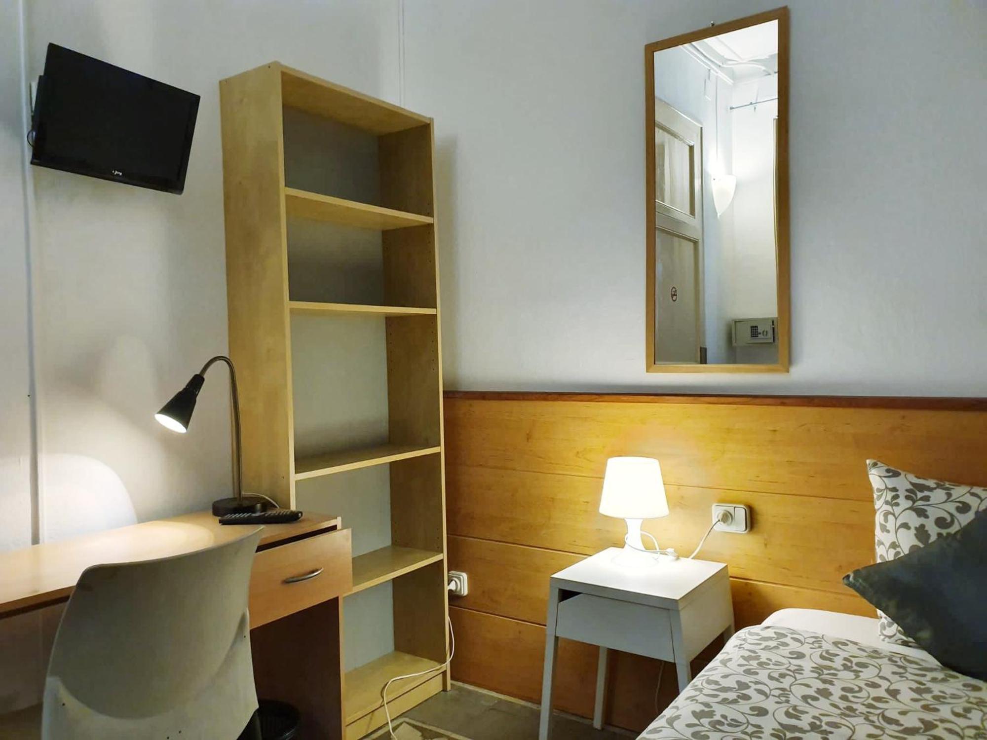 Apartamento Urgell Apartment บาร์เซโลนา ภายนอก รูปภาพ